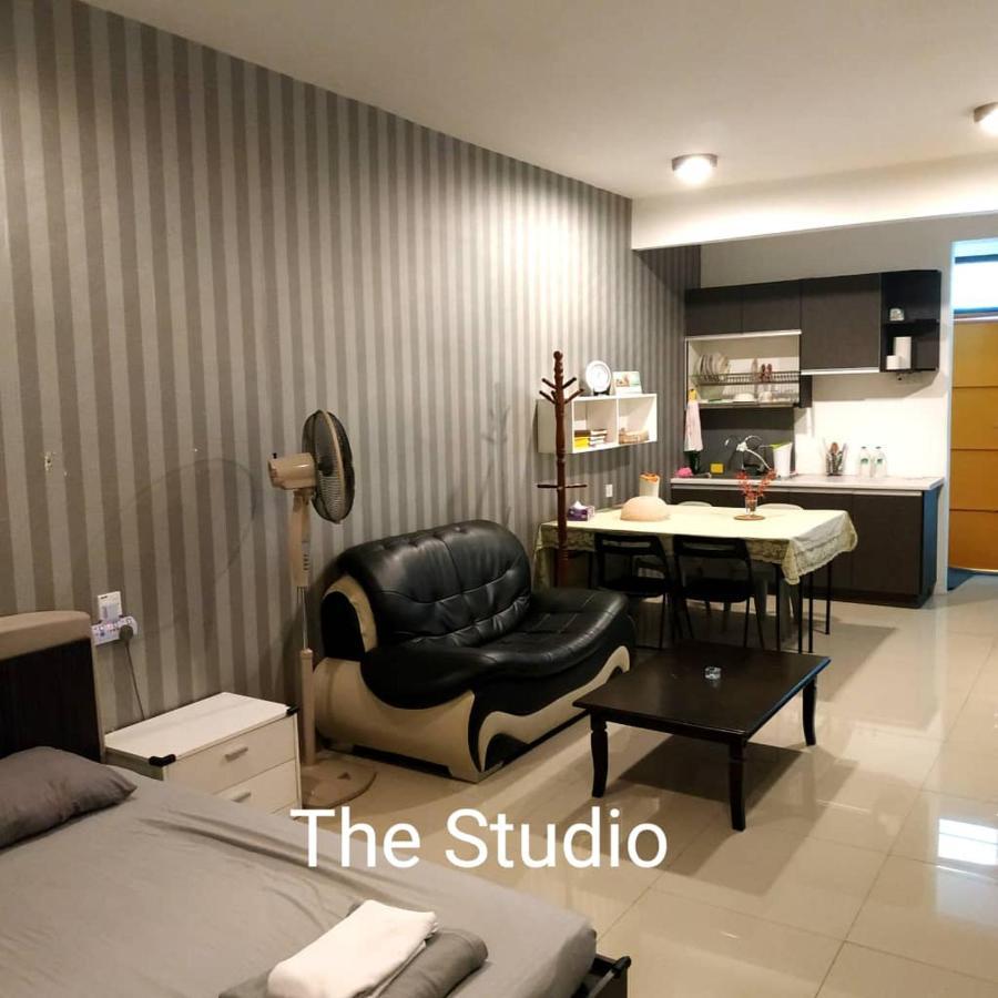 Private Guest Studio Homestay Kampar Exterior photo